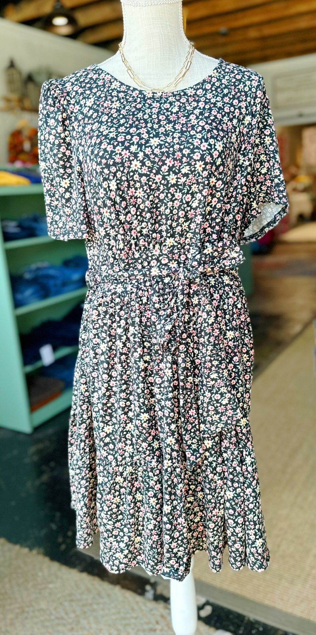 Black Dainty Floral Swing Dress w/Belt - Mercantile213