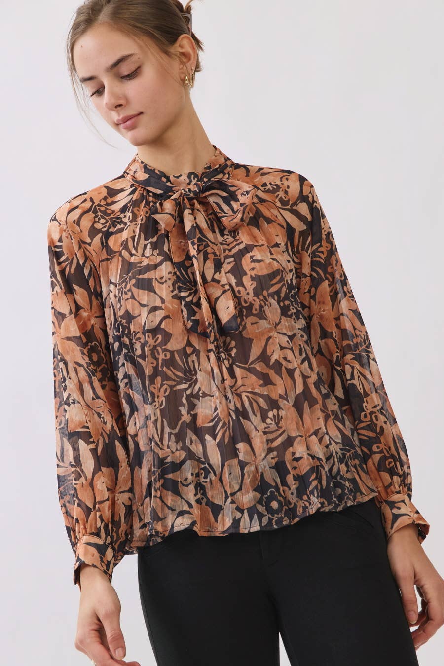 Black Floral Pleated Blouse - Mercantile213
