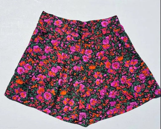 Black Floral Shorts - Mercantile213