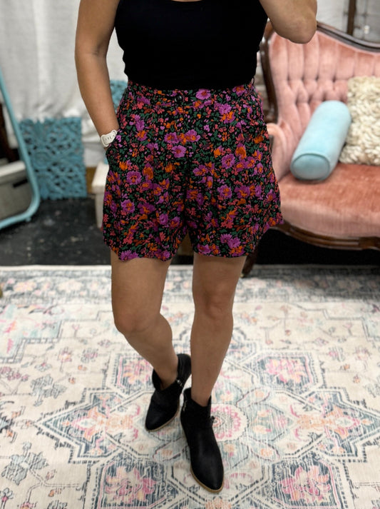 Black Floral Shorts - Mercantile213