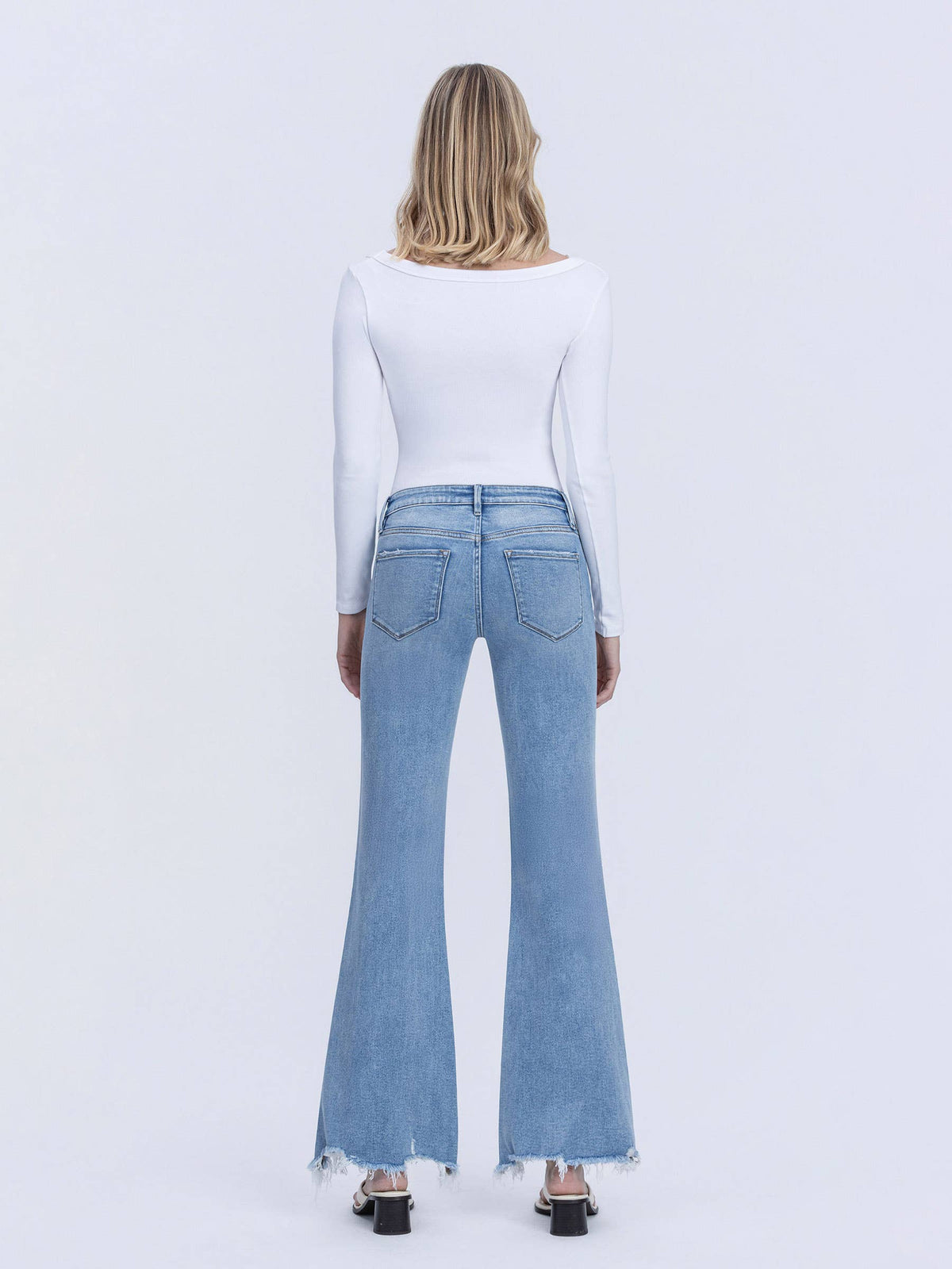 Vervet Low Rise Distressed- T7409