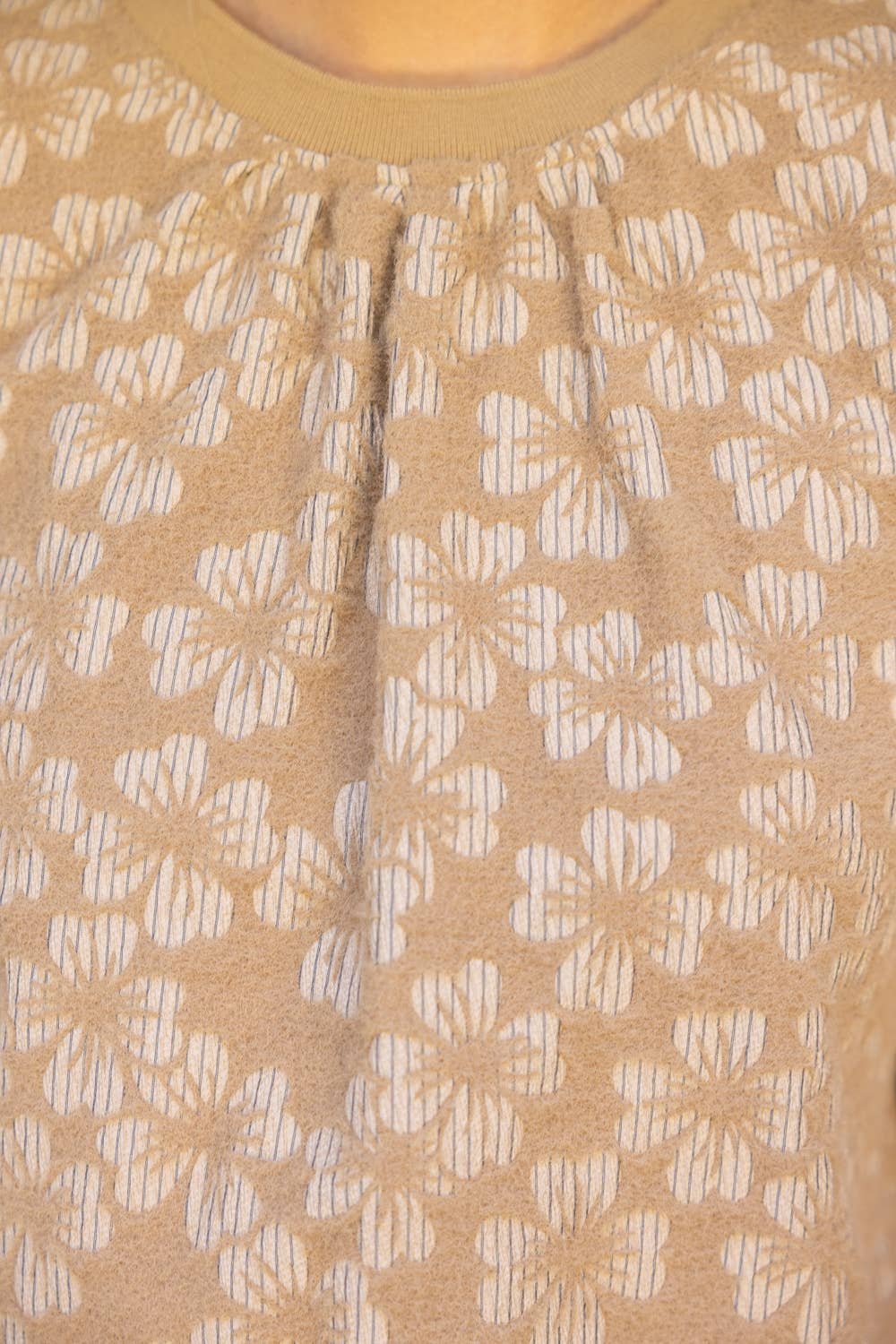 Scalloped Hem Textured Blouse