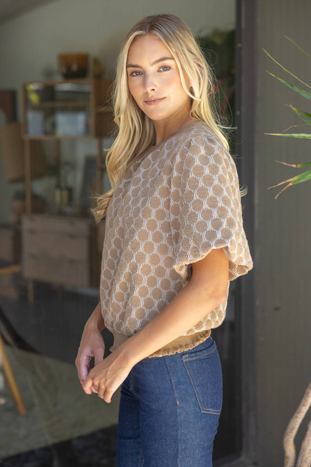 Mocha Banded Bubble Sleeve Top