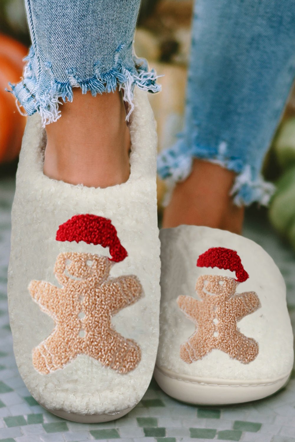 Gingerbread Man Plush Slippers - Mercantile213