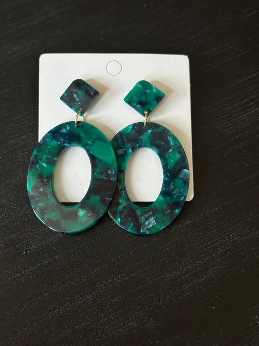 Green Drop Earrings - Mercantile213