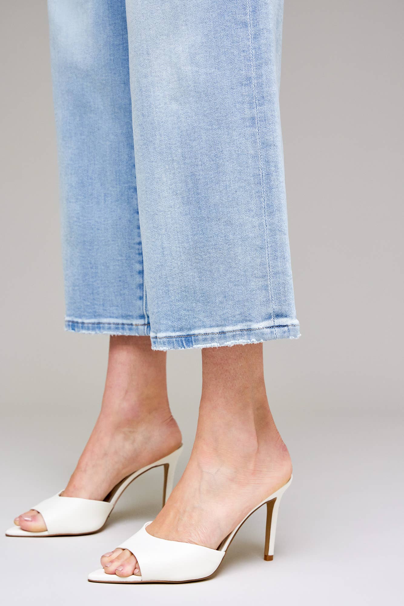 Hidden Mid Rise Dad Jean - HD9735PD - LT - Mercantile213