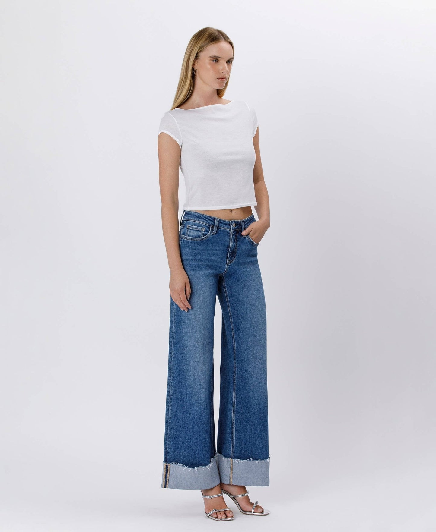 HIGH RISE CUFFED WIDE JEANS - LV1592 - Mercantile213