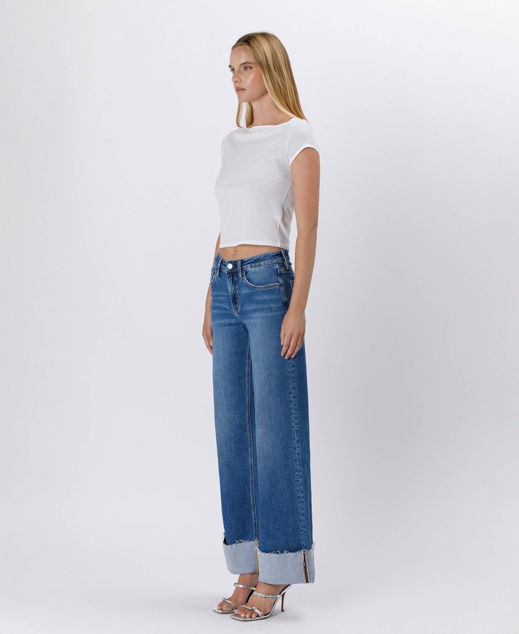 HIGH RISE CUFFED WIDE JEANS - LV1592 - Mercantile213