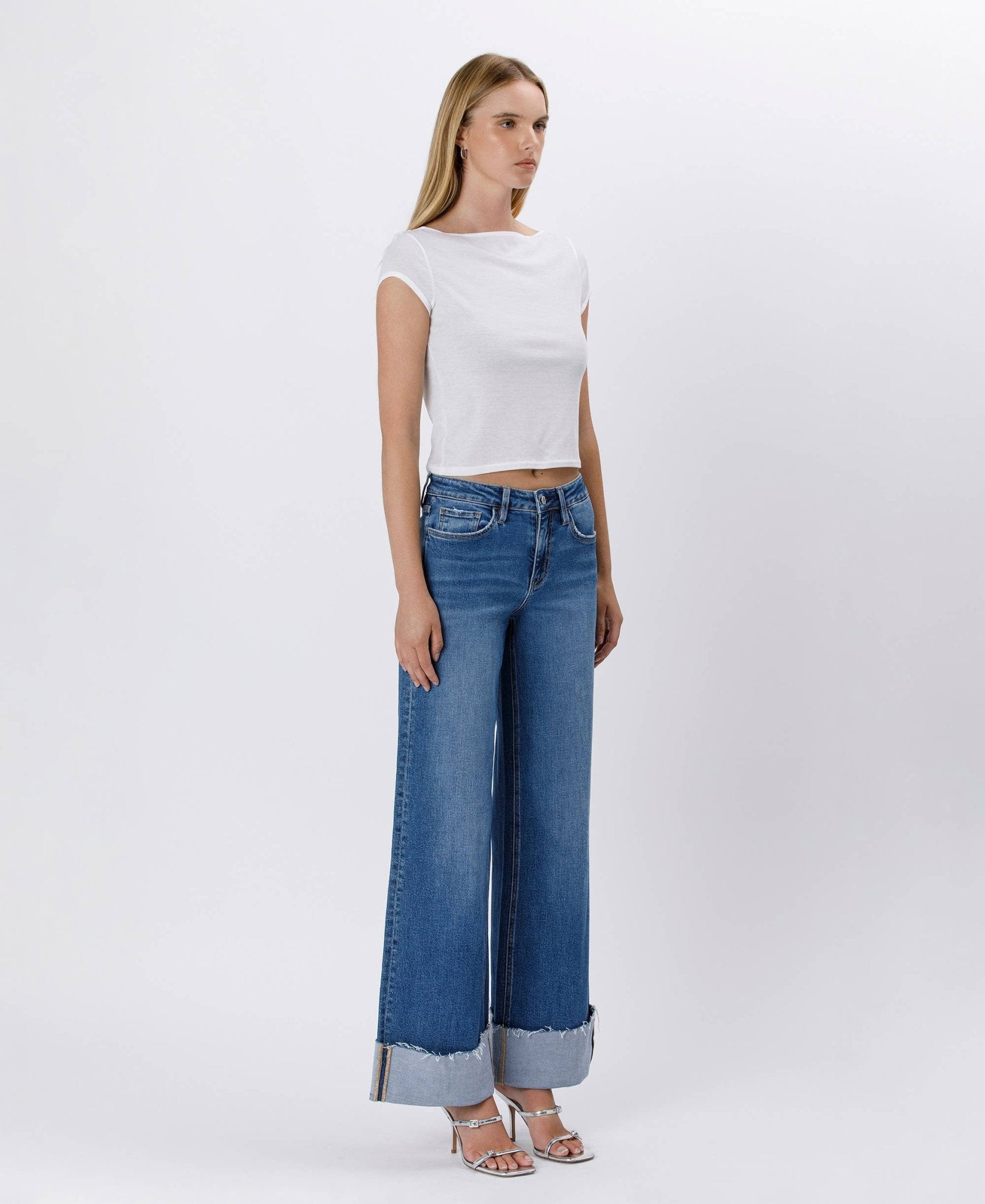 HIGH RISE CUFFED WIDE JEANS - LV1592 - Mercantile213