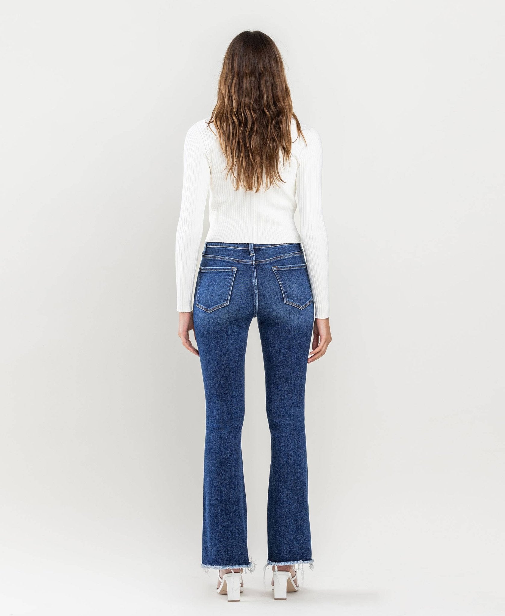 HIGH RISE RAW HEM BOOTCUT JEANS LV1211 - Mercantile213