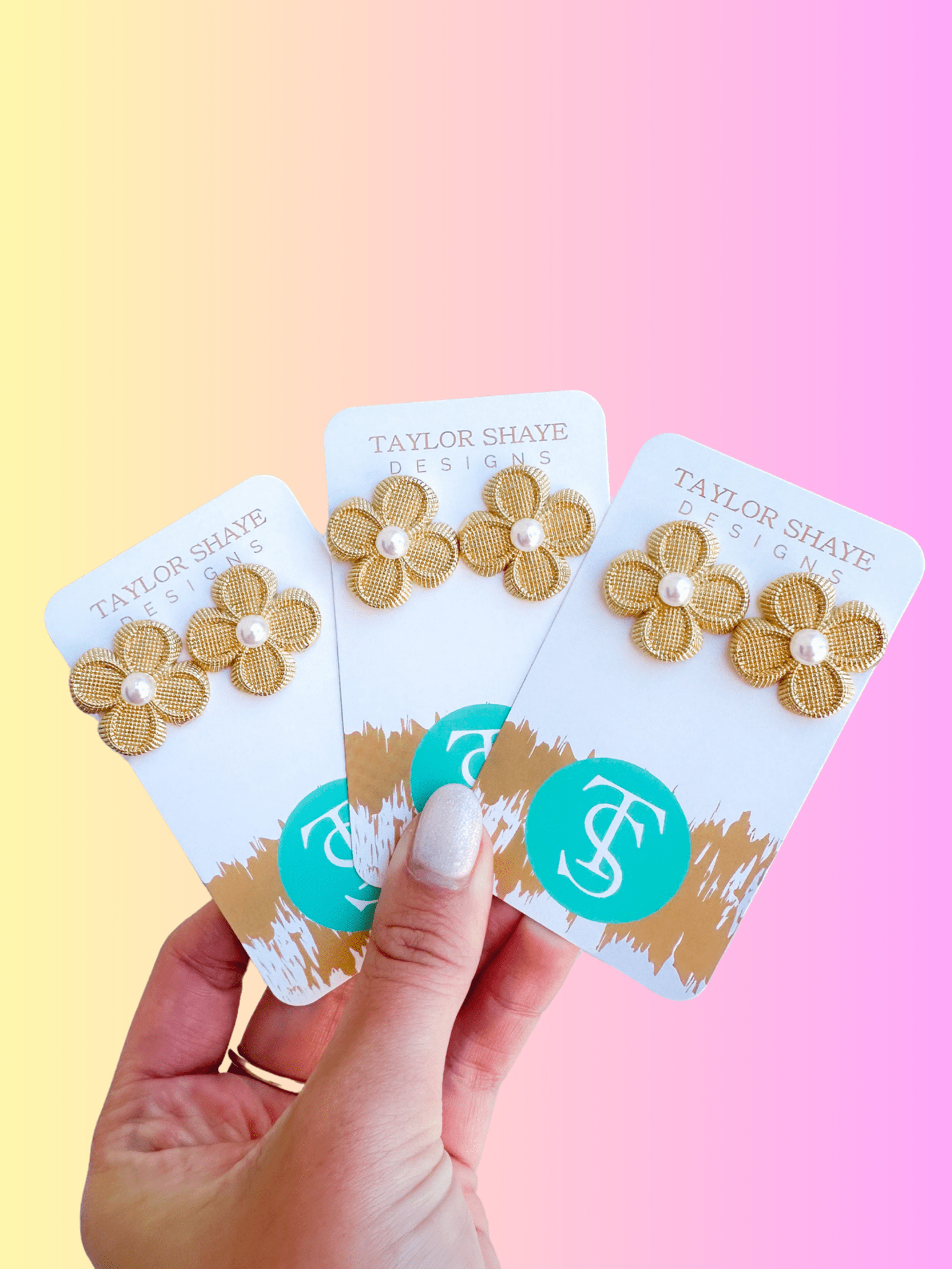 Isla Flower Studs - Mercantile213