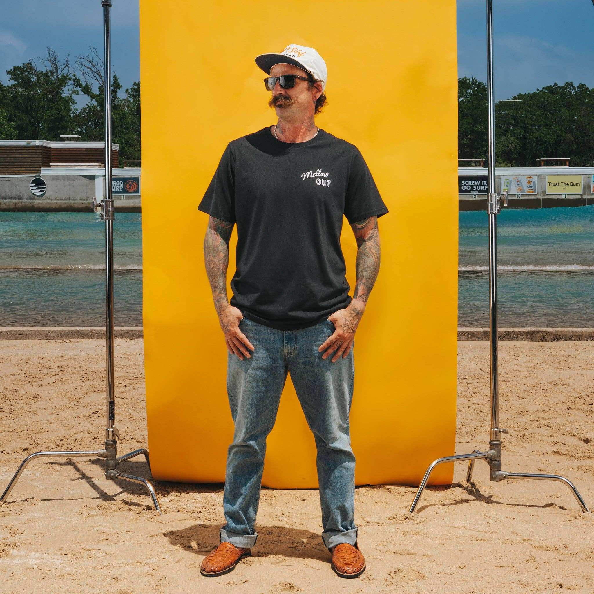 Mellow Out T-Shirt: Black - Mercantile213