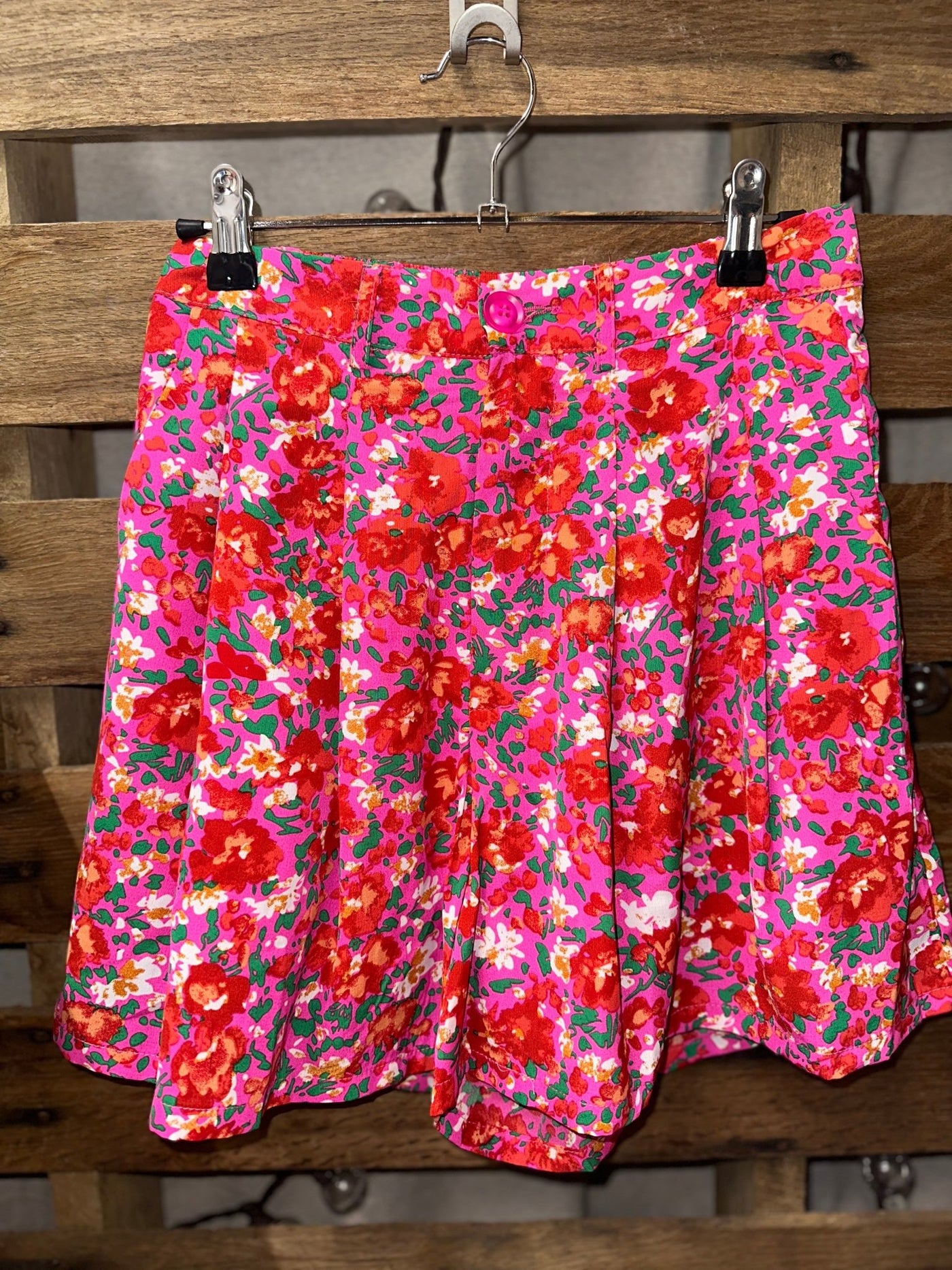 Pink Floral Shorts - Mercantile213