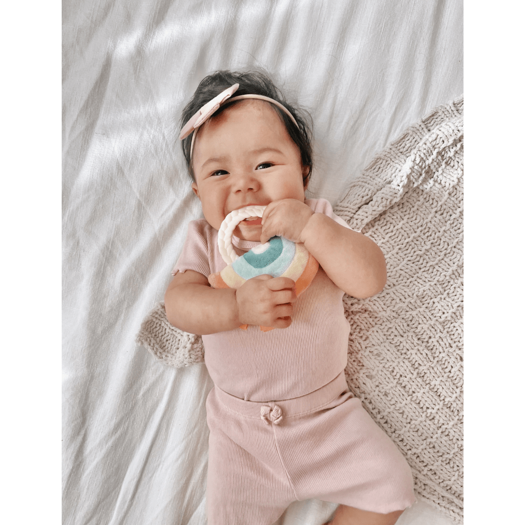 Ritzy Rattle Pal™ Plush Rattle Pal with Teether: Unicorn - Mercantile213