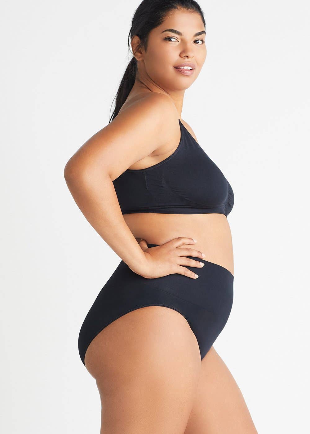 V - Neck Bralette - Seamless - Mercantile213