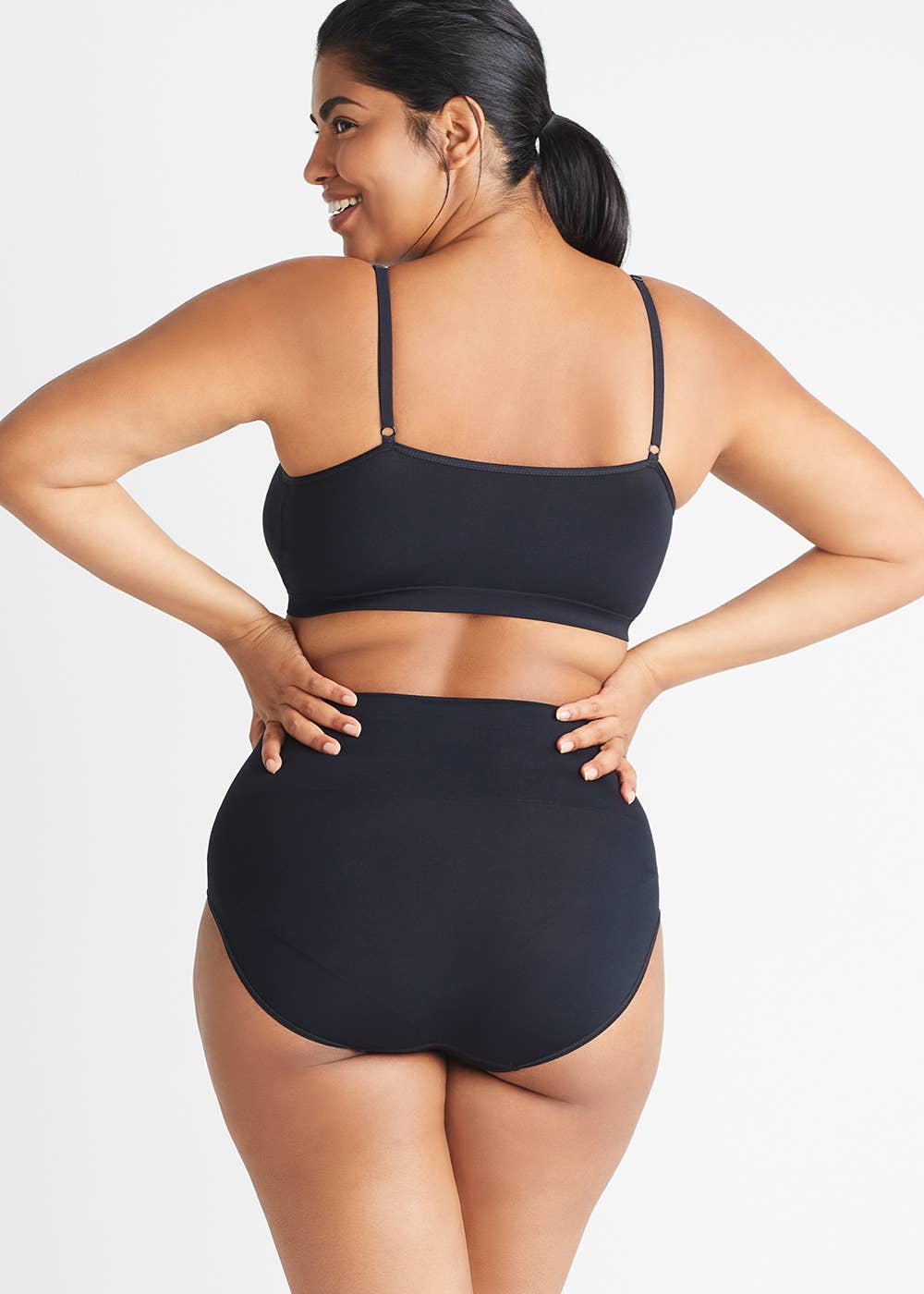 V - Neck Bralette - Seamless - Mercantile213