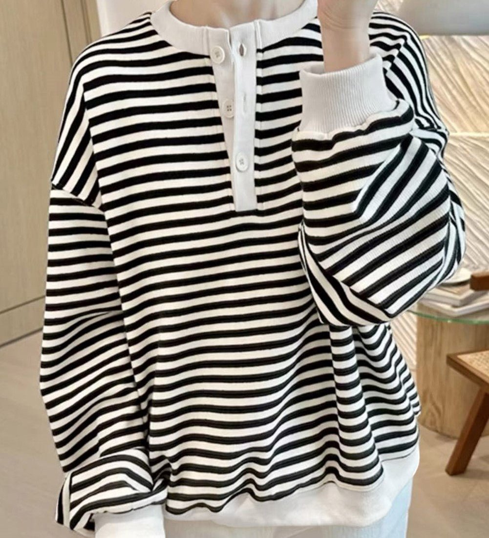 White Striped PullOver - Mercantile213