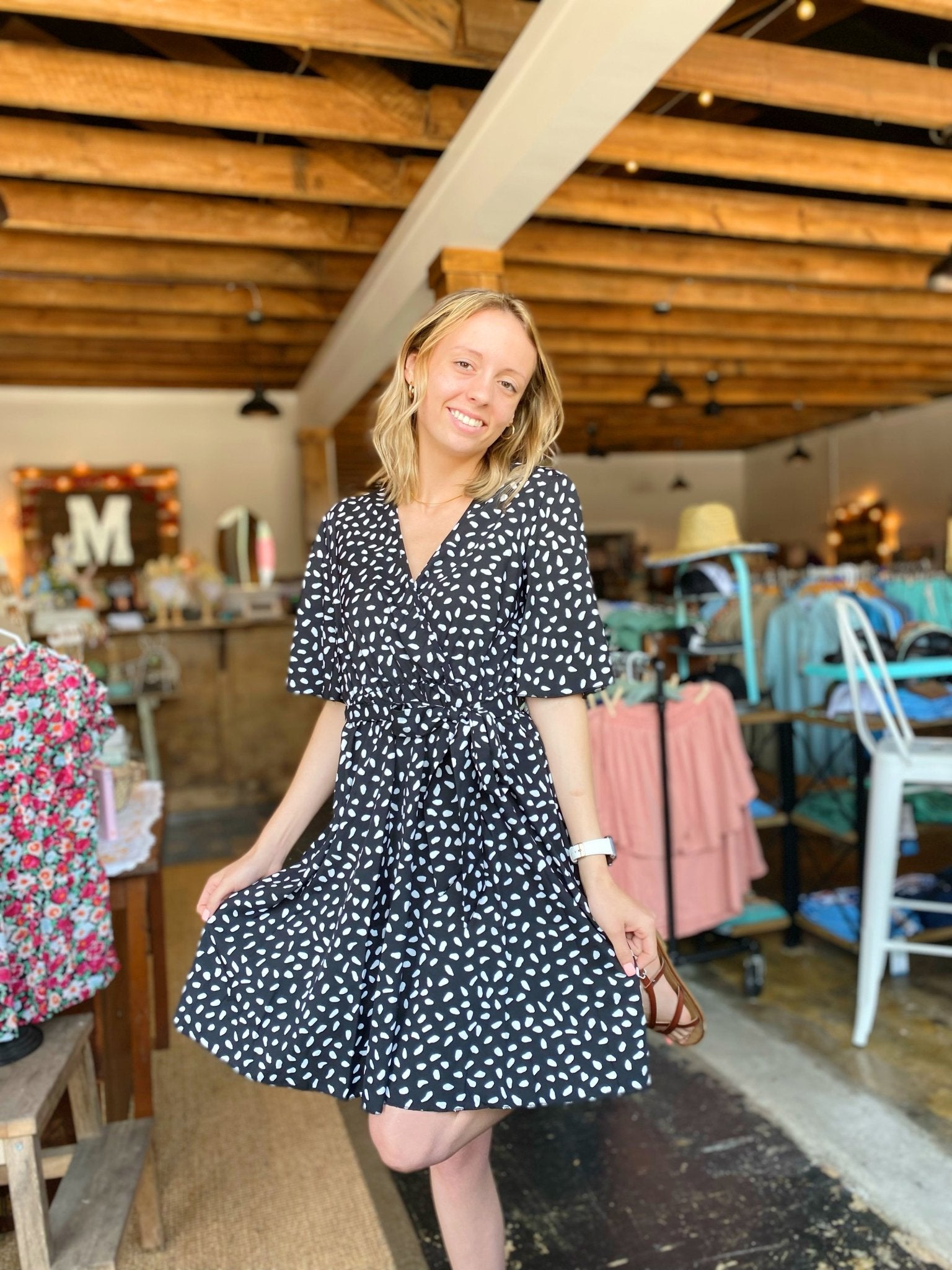 Black Printed V-Neck Dress w/Belt - Mercantile213